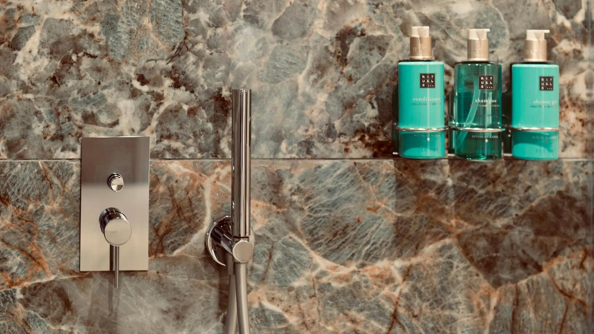 Palermo Inn Boutique Arte Hotel