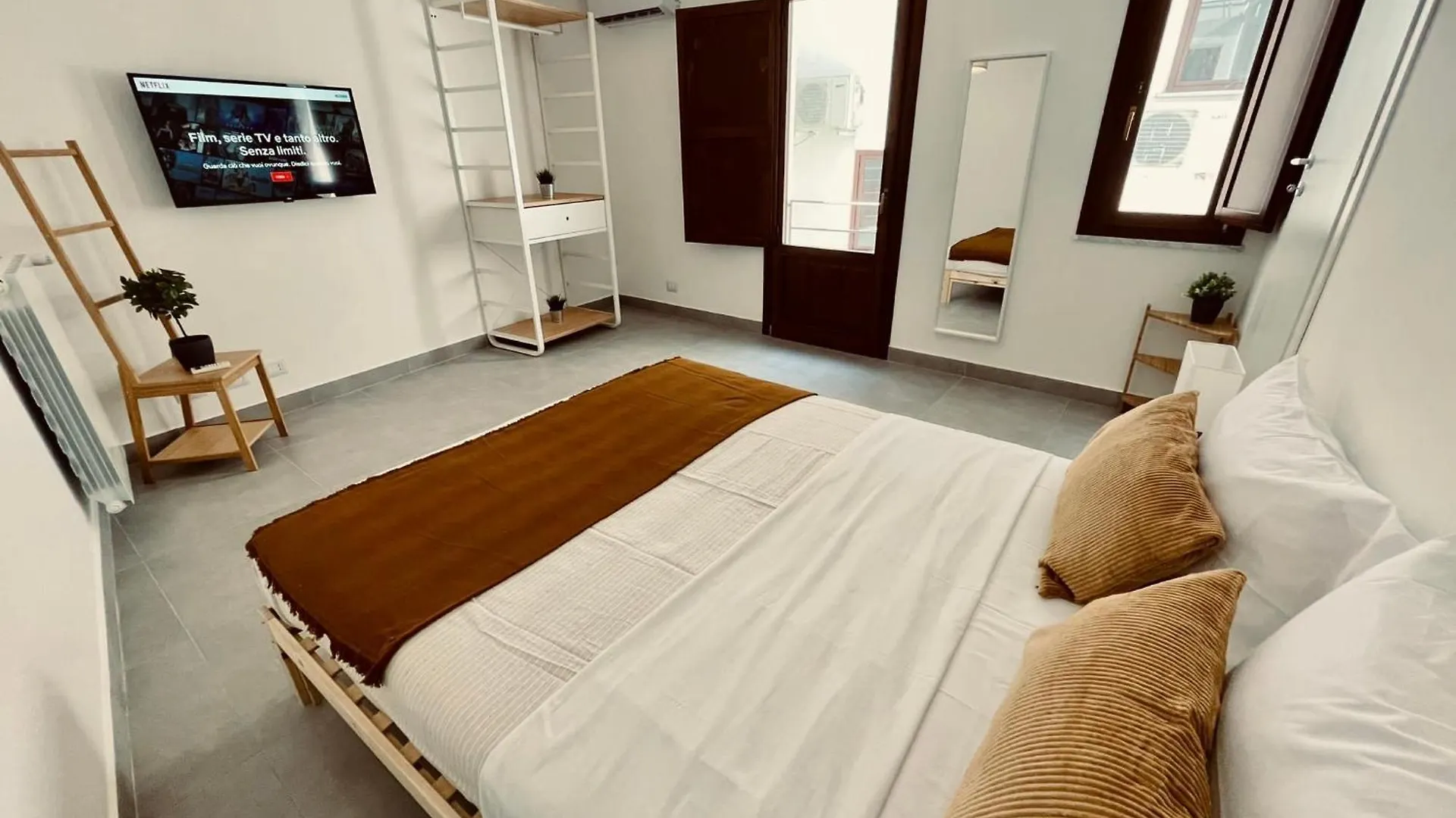 Palermo Inn Boutique Arte 4*,