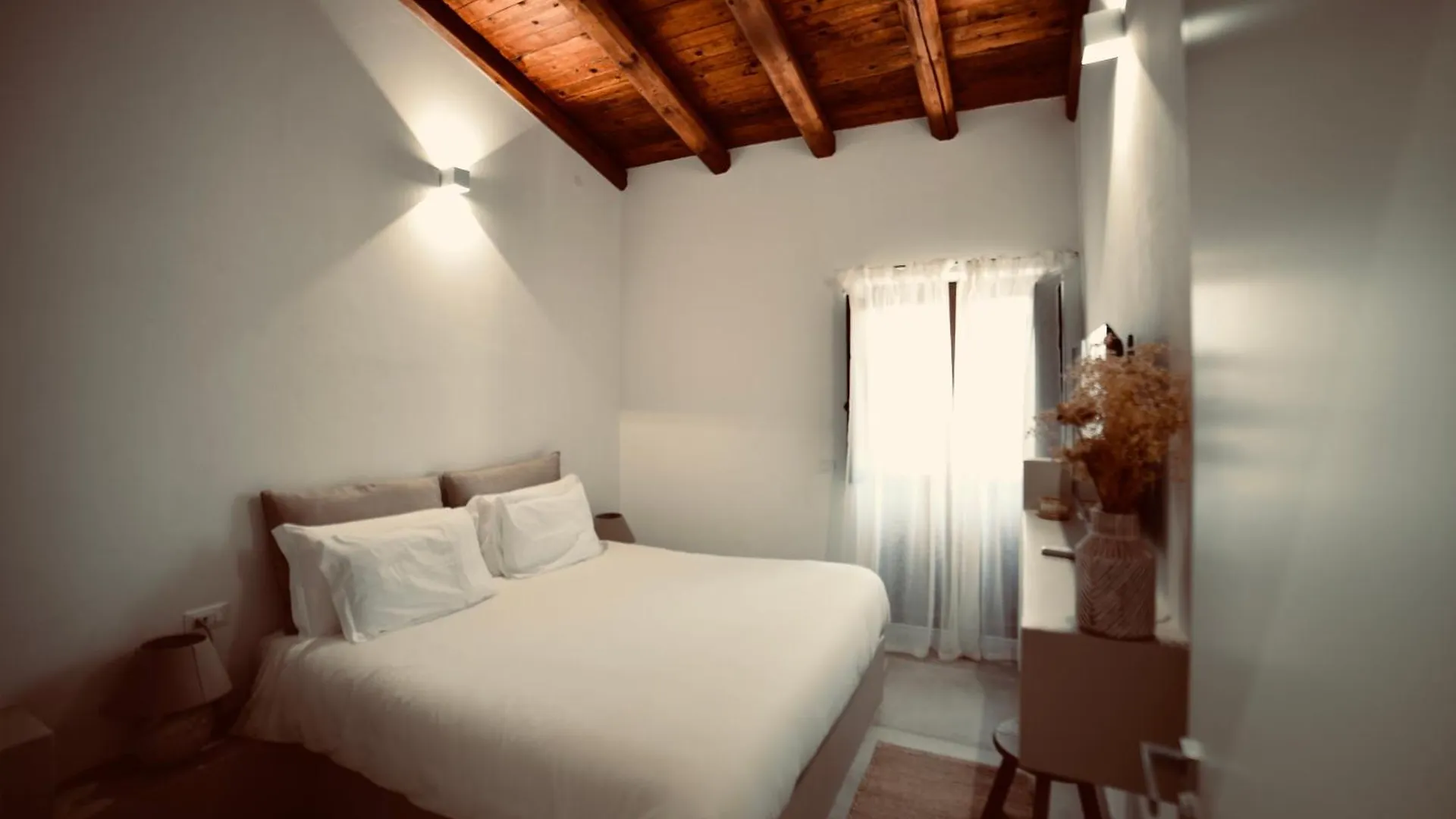 Palermo Inn Boutique Arte 4*,